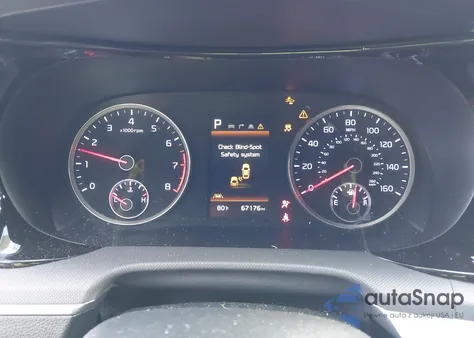 2022 Kia K5 Gt-Line z USA, uszkodzony, nr VIN 5XXG64J2XNG165757